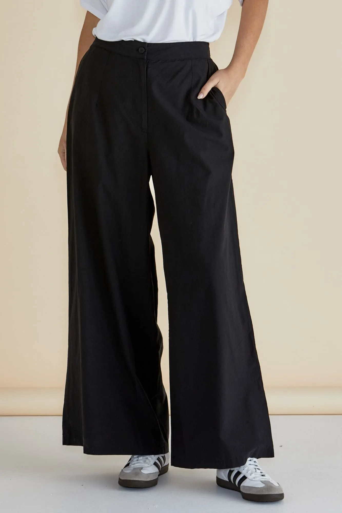 Betty Basics Wendy Wide Leg Pants Black