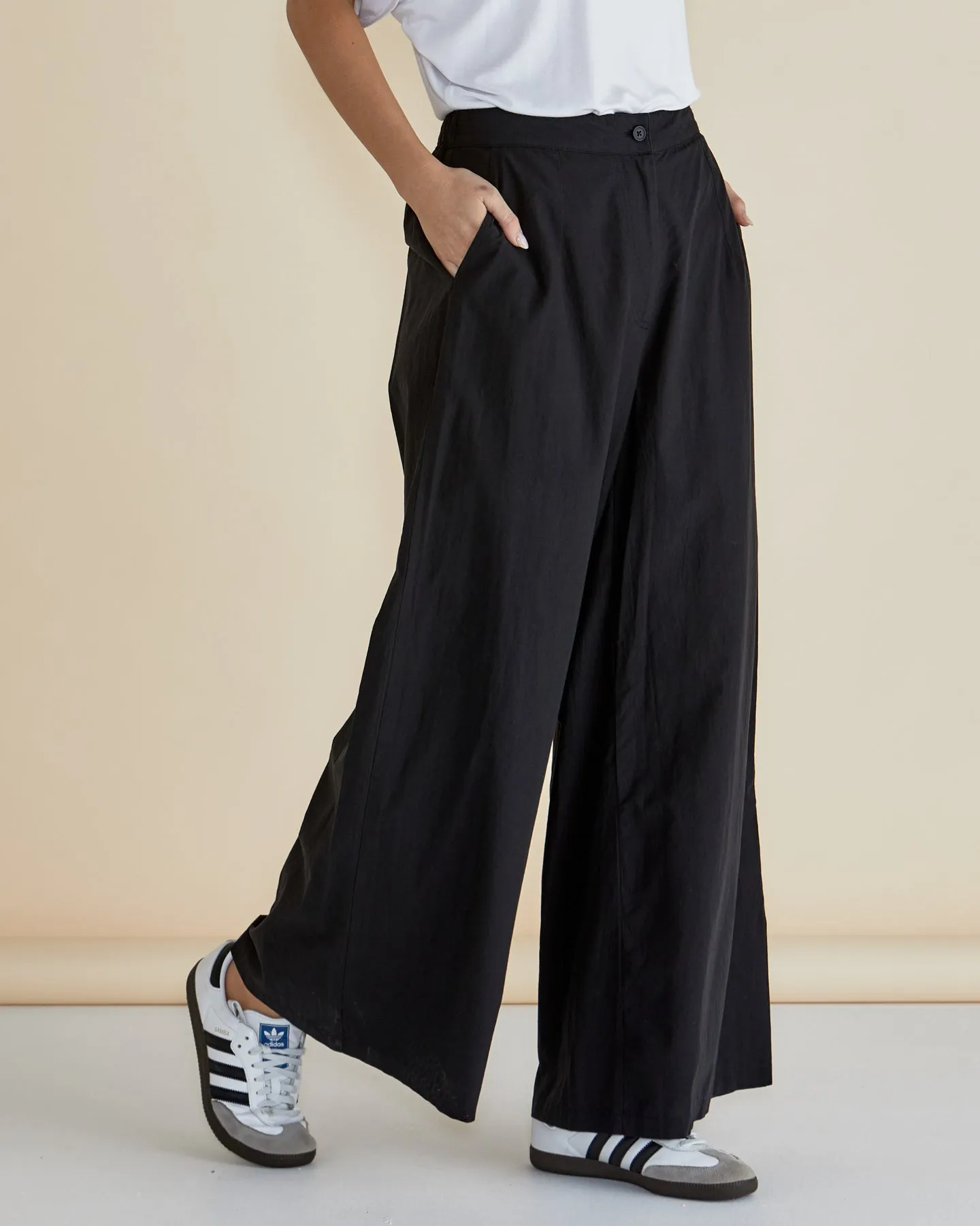 Betty Basics Wendy Wide Leg Pants Black