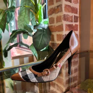 BURBERRY Brown House Check Canvas Pumps