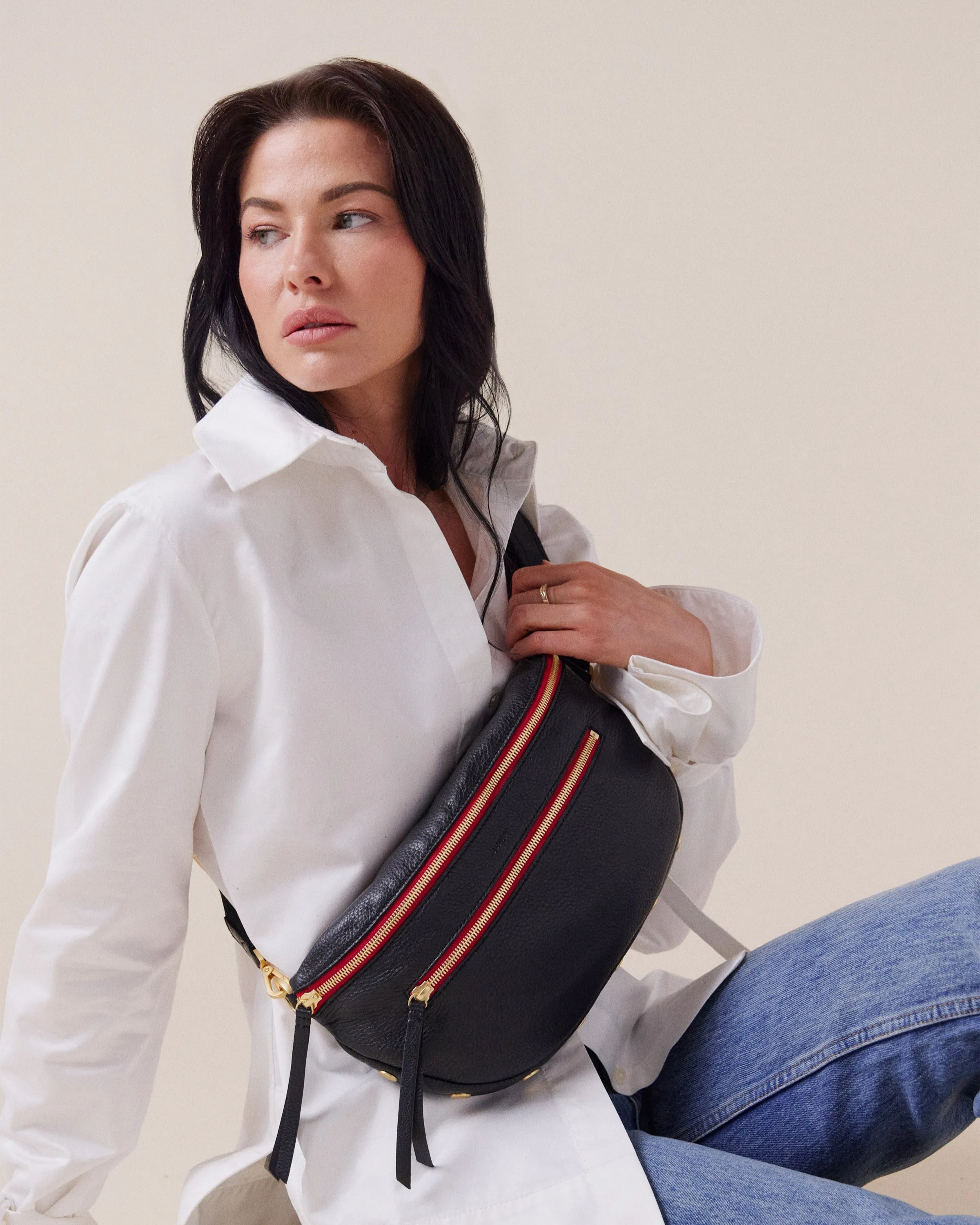 Charles Crossbody | Black/Brushed Gold Red Zip | Lrg