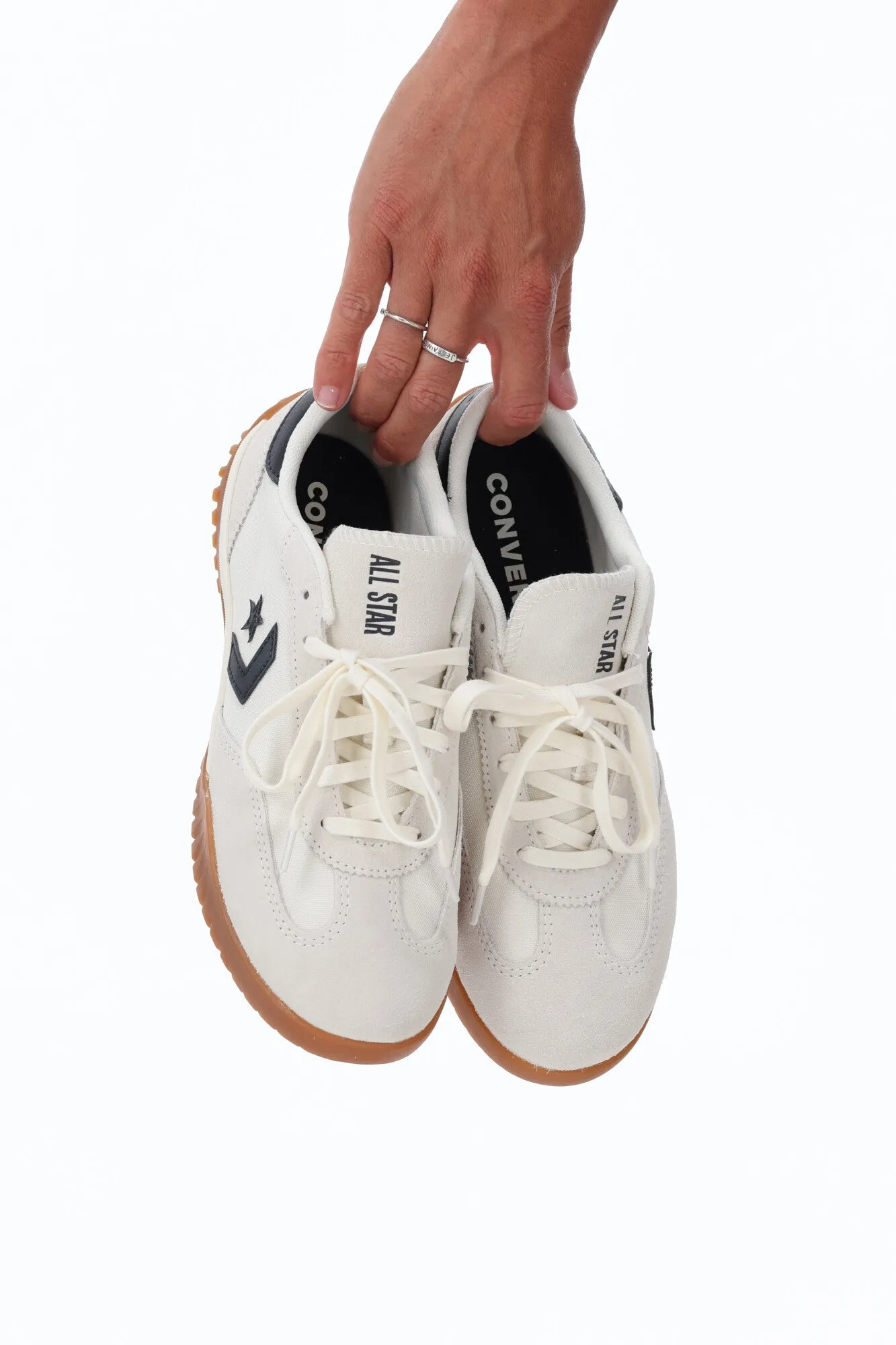 Converse Chuck Taylor Run Star Trainer Egret/ Black/ Honey