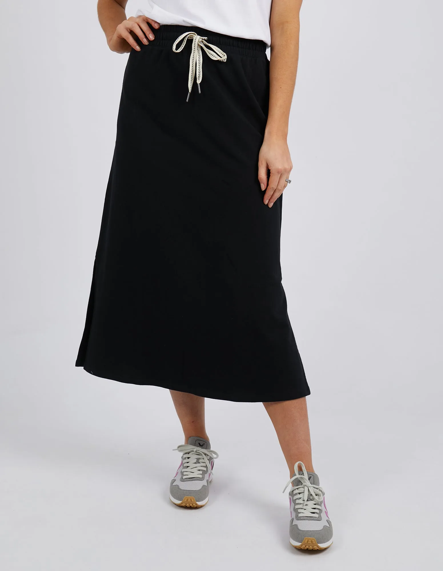 Elm Travel Skirt Black