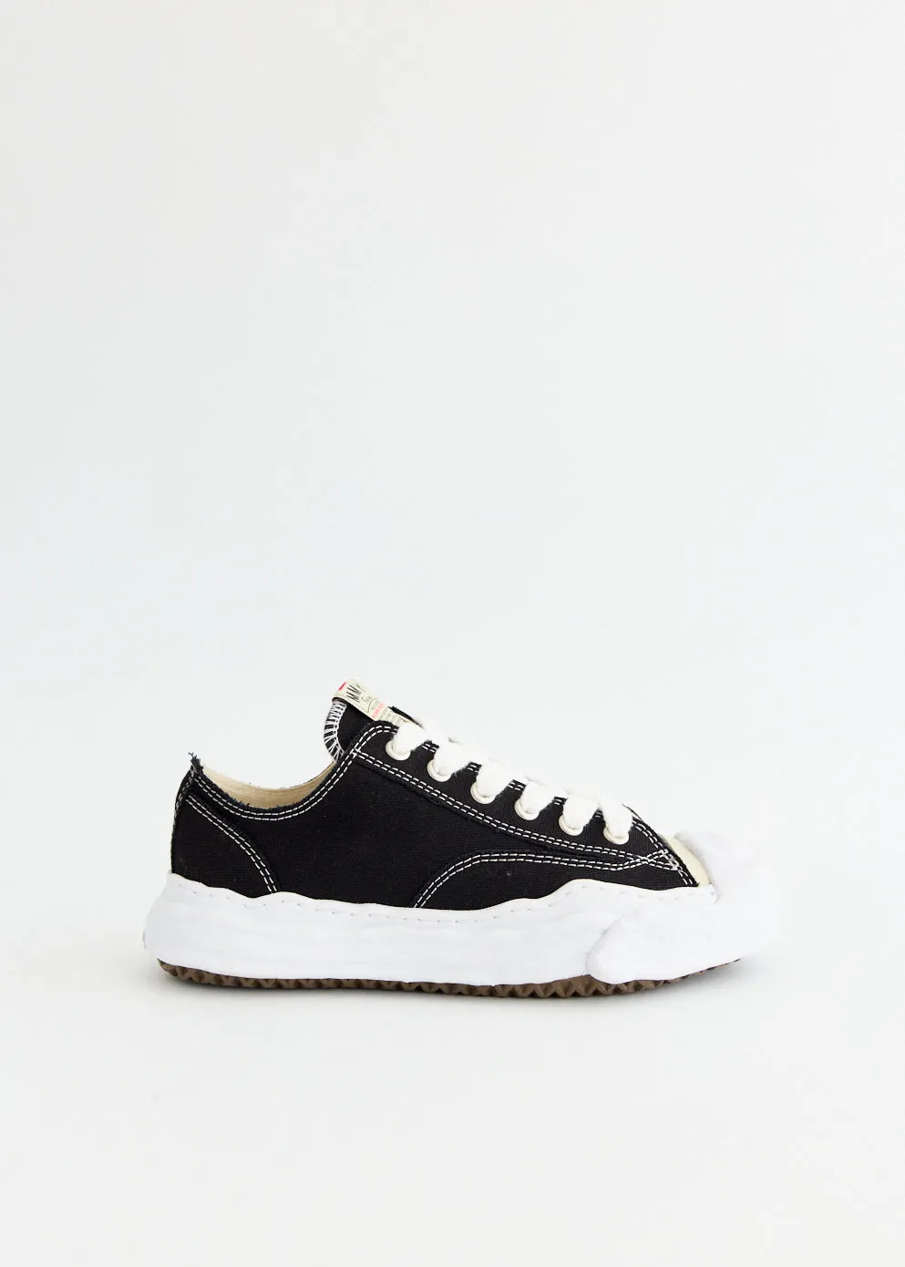 Hank Low Top Sneakers