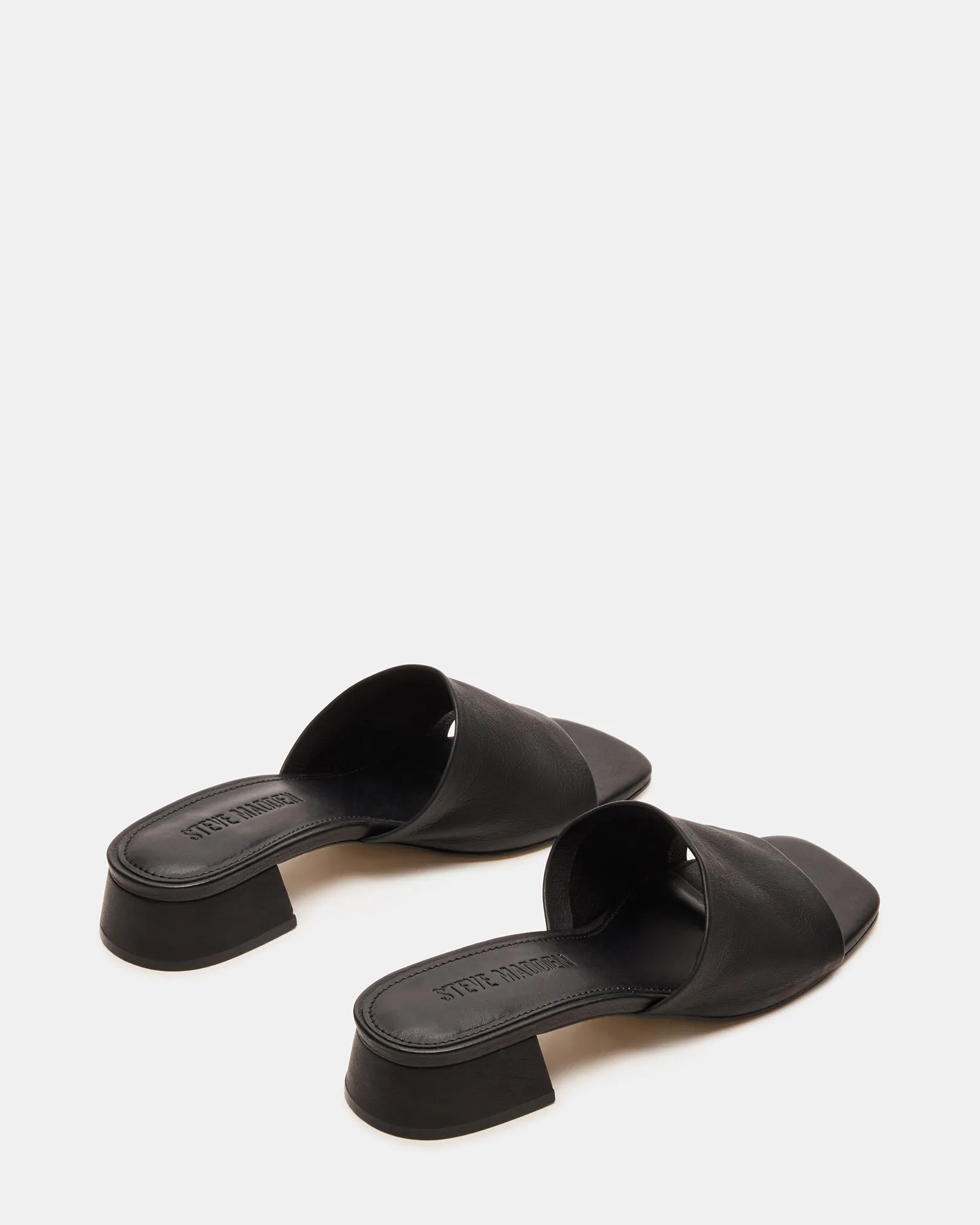 MONTGOMERY BLACK LEATHER