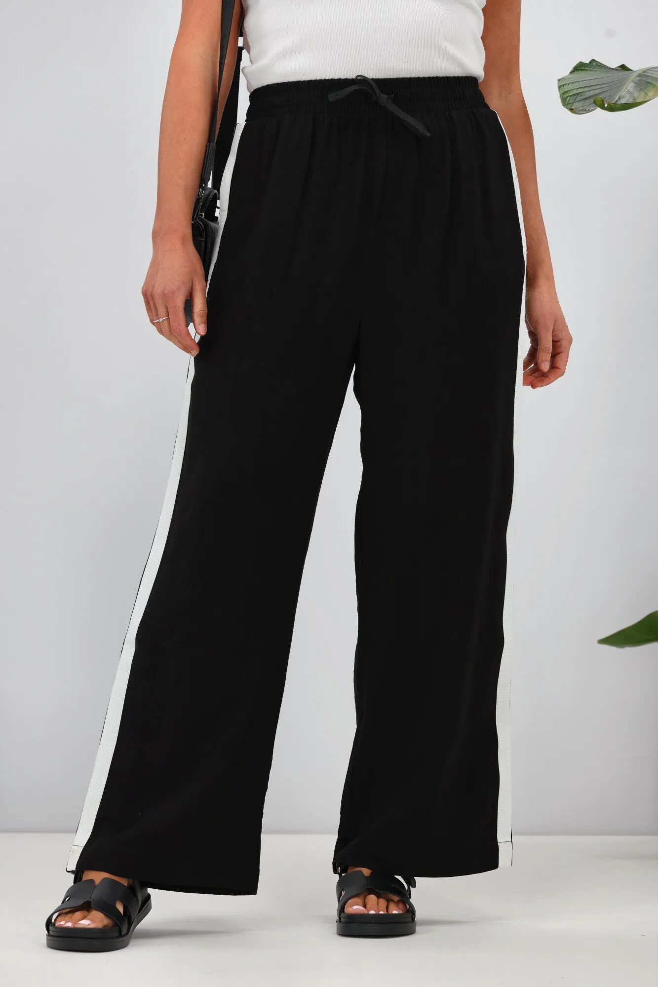 Shine On Label Escapade Double Stripe Wide Leg Pants Black