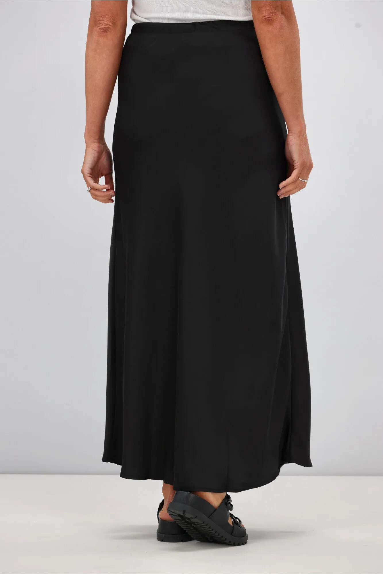 Shine On Label Hazel Satin Midi Skirt Black