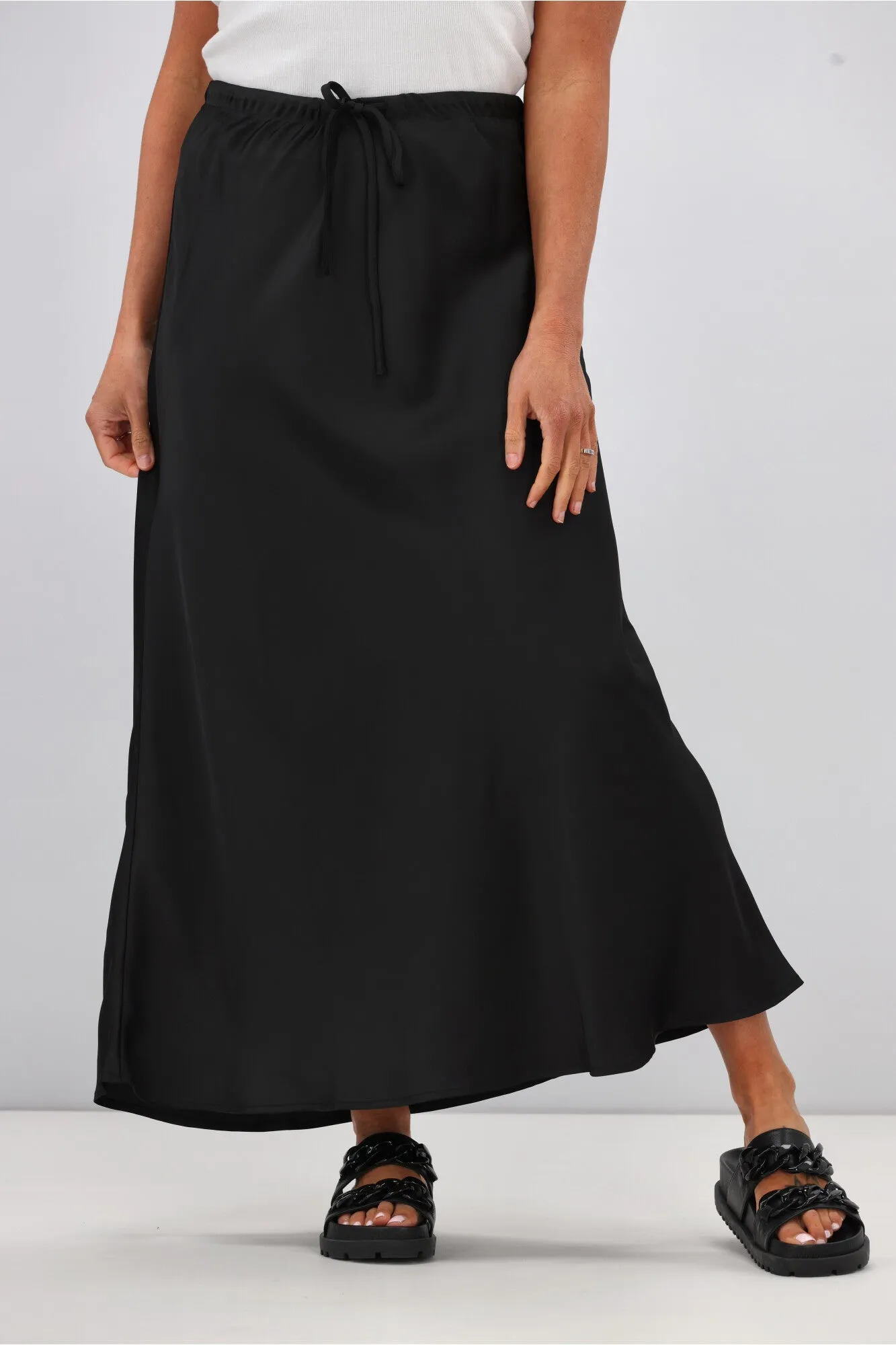 Shine On Label Hazel Satin Midi Skirt Black