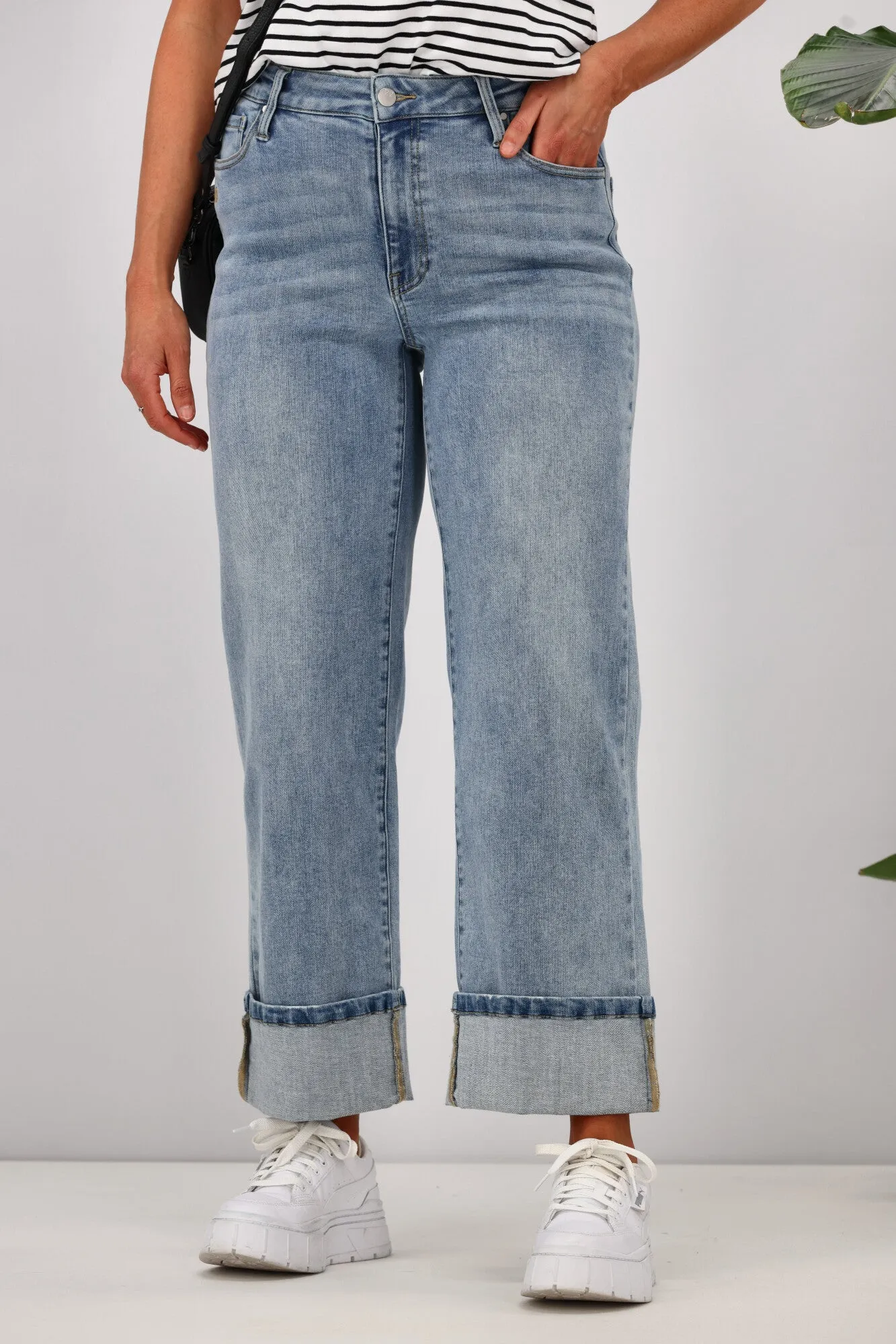 Shine On Label Zeke Wide Leg Jean with Turn Up Hem Washed Blue